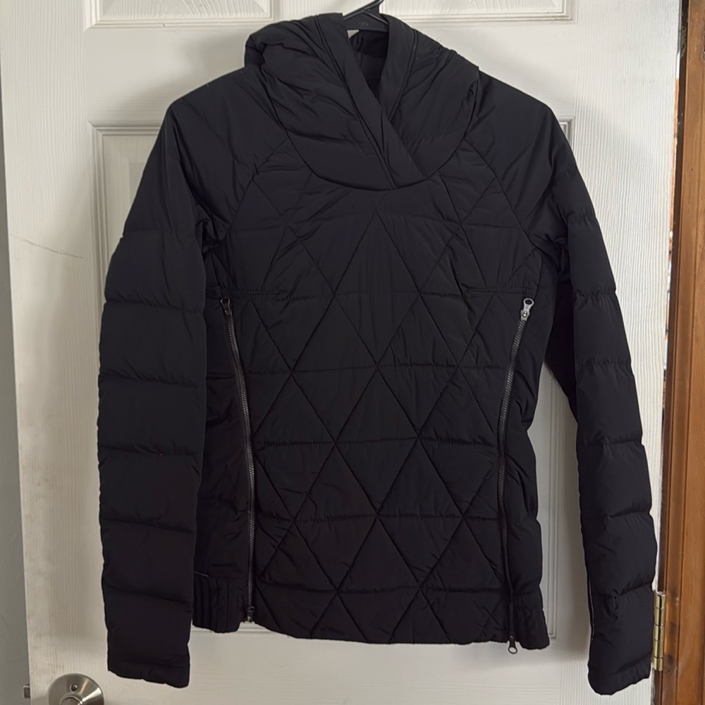 Lululemon Fluffed Up Pullover Goose Down Puffer Jacket Sz 6